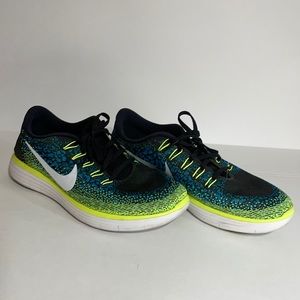 NIKE FREE RN DISTANCE
